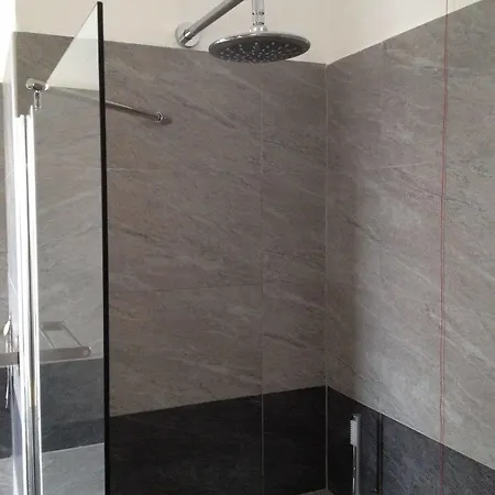 Delfo Guest house 2*